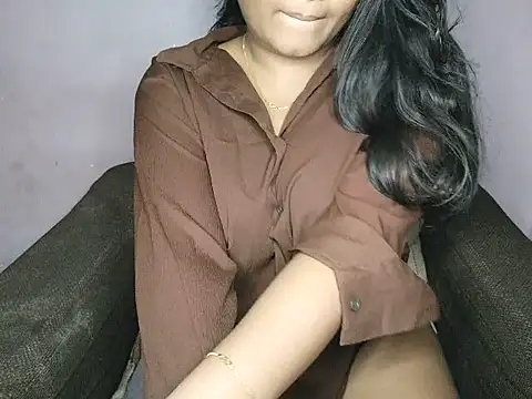 Snapshot of Puneripiya01 chatting on June 5, 8:03 pm Puneripiya01 online show from June 5, 8:03 pm