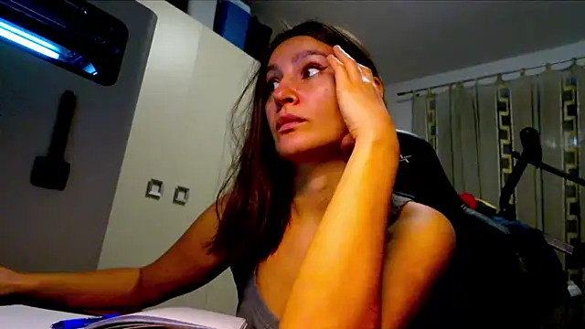 Snapshot of GodlyTheia chatting on November 15, 5:17 pm GodlyTheia online show from November 15, 5:17 pm