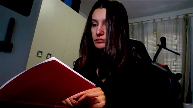 Snapshot of GodlyTheia chatting on November 17, 9:46 am GodlyTheia online show from November 17, 9:46 am