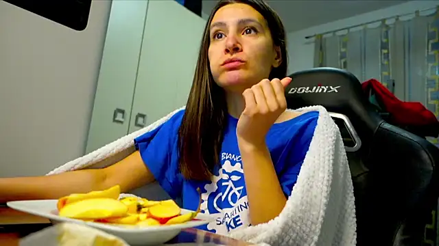 Snapshot of GodlyTheia chatting on March 25, 3:44 pm GodlyTheia online show from March 25, 3:44 pm