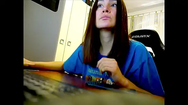 Snapshot of GodlyTheia chatting on February 6, 12:45 pm GodlyTheia online show from February 6, 12:45 pm