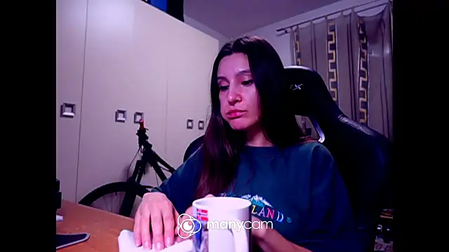 Snapshot of GodlyTheia chatting on February 11, 8:31 pm GodlyTheia online show from February 11, 8:31 pm