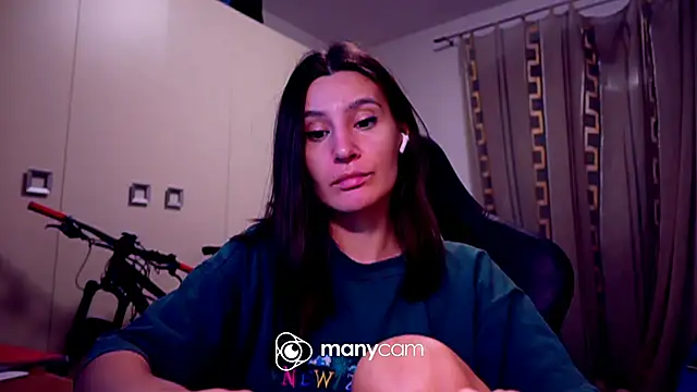 Snapshot of GodlyTheia chatting on February 25, 7:49 pm GodlyTheia online show from February 25, 7:49 pm