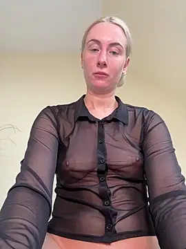 CutieEmy online show from May 18, 5:18 pm