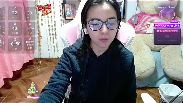 Maggie Fox3 online show from January 10, 12:50 am