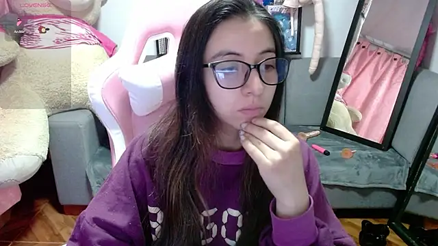 Maggie Fox3 online show from March 20, 2:34 am