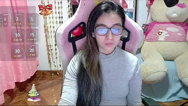 Snapshot of Maggie_Fox3 chatting on November 20, 3:29 am Maggie Fox3 online show from November 20, 3:29 am