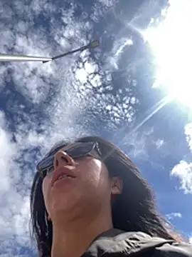 Maggie Fox3 online show from April 8, 7:26 pm