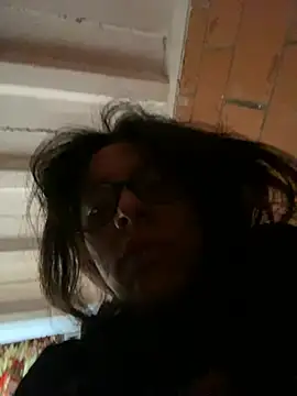 Maggie Fox3 online show from April 6, 1:45 pm