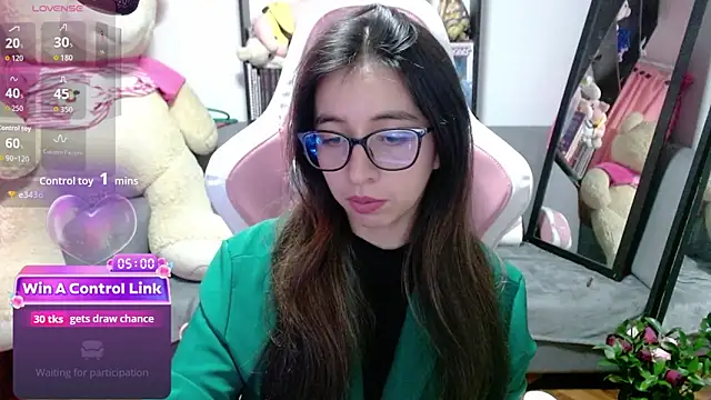 Maggie Fox3 online show from March 5, 1:57 am