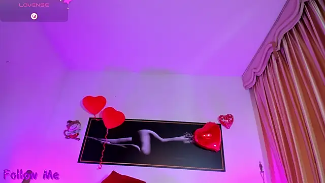 perla hott1 online show from February 26, 3:01 pm