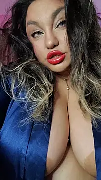 Larissa K online show from February 12, 4:07 pm