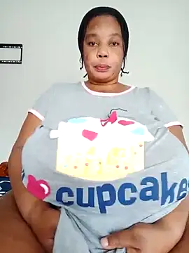 Snapshot of Lovelyboobs01 chatting on March 3, 11:22 am Lovelyboobs01 online show from March 3, 11:22 am