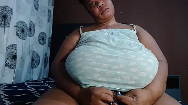 Lovelyboobs01 online show from October 23, 5:00 pm