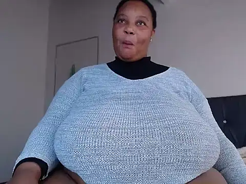 Lovelyboobs01 online show from May 1, 9:36 am