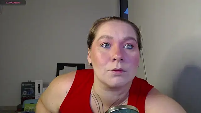 Snapshot of Enotika chatting on November 22, 10:30 pm Enotika online show from November 22, 10:30 pm