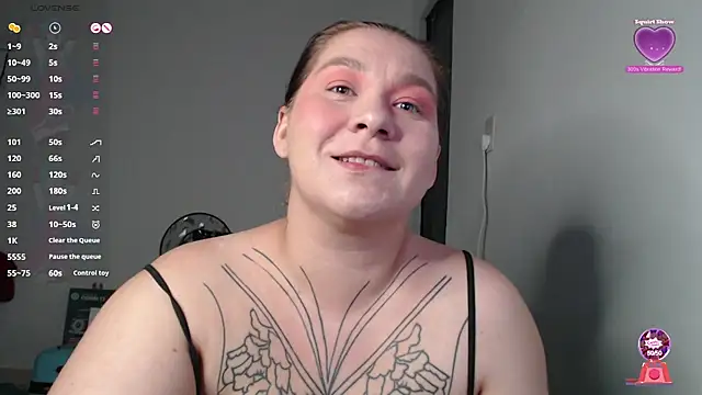 Snapshot of Enotika chatting on October 16, 10:29 pm Enotika online show from October 16, 10:29 pm