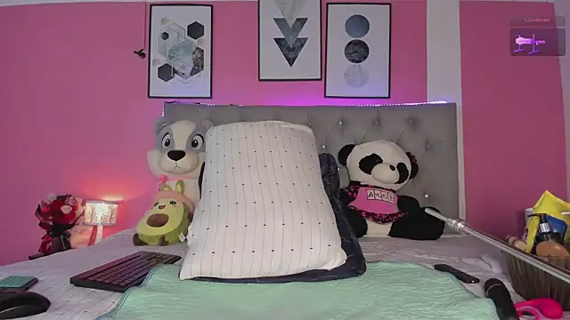 Snapshot of LEXA_MURPHY chatting on March 14, 2:20 am LEXA MURPHY online show from March 14, 2:20 am