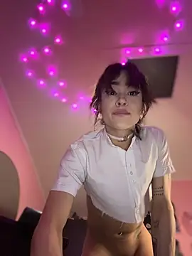 Snapshot of stormytt_ chatting on February 17, 10:12 am stormytt online show from February 17, 10:12 am