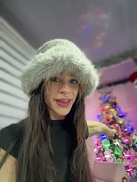 stormytt  online show from December 28, 12:57 am