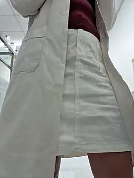 Snapshot of HinaLovely chatting on February 9, 3:04 am HinaLovely online show from February 9, 3:04 am