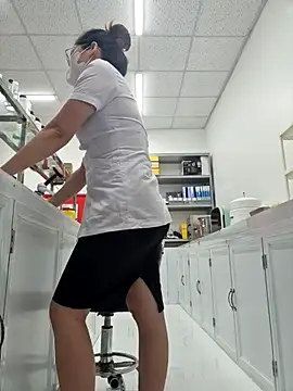 HinaLovely online show from March 19, 3:28 am