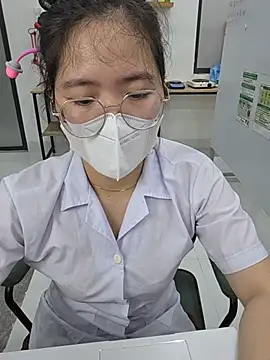 Snapshot of HinaLovely chatting on July 7, 6:47 am HinaLovely online show from July 7, 6:47 am