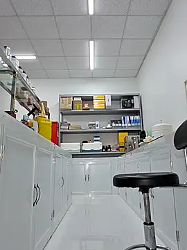 HinaLovely online show from April 14, 3:44 am