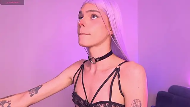 Varya Ferreira online show from March 4, 11:22 pm