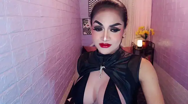 Snapshot of Alwinafox chatting on March 10, 4:57 pm Alwinafox online show from March 10, 4:57 pm