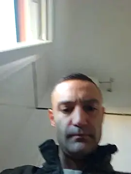Snapshot of enricso chatting on October 4, 6:48 am enricso online show from October 4, 6:48 am
