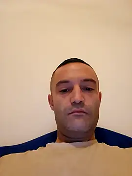 Snapshot of enricso chatting on October 1, 6:51 am enricso online show from October 1, 6:51 am