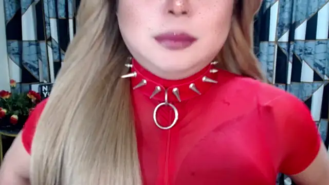 Snapshot of Mistress_DOMnicaaxx chatting on November 14, 12:31 pm Mistress DOMnicaaxx online show from November 14, 12:31 pm