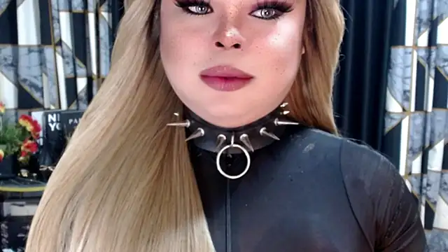 Snapshot of Mistress_DOMnicaaxx chatting on November 7, 3:49 pm Mistress DOMnicaaxx online show from November 7, 3:49 pm