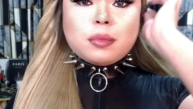 Snapshot of Mistress_DOMnicaaxx chatting on September 19, 11:20 pm Mistress DOMnicaaxx online show from September 19, 11:20 pm