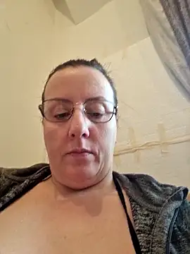 Goodass7 online show from October 17, 8:06 am