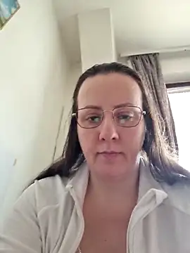 Snapshot of Goodass7 chatting on March 24, 9:42 am Goodass7 online show from March 24, 9:42 am