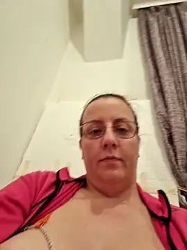 Goodass7 online show from November 8, 7:50 pm