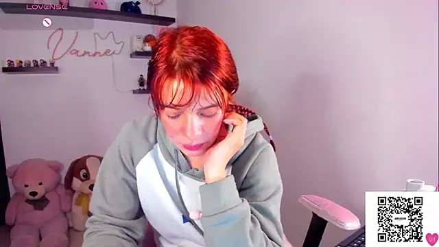 Vannessa  Shy online show from March 14, 6:25 pm