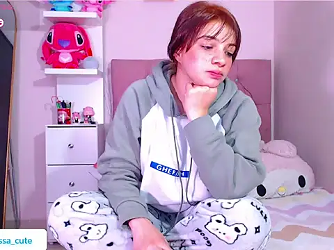 Vannessa  Shy online show from December 19, 1:42 am