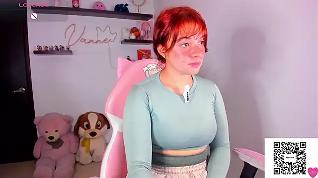 Vannessa  Shy online show from March 13, 10:15 pm