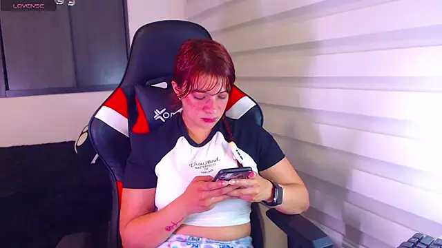 Vannessa  Shy online show from April 2, 12:40 am