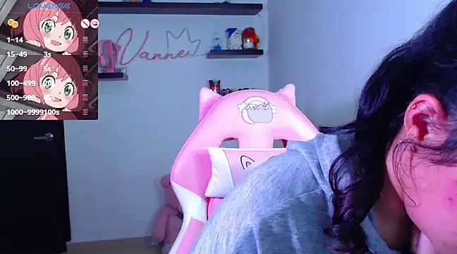 Snapshot of Vannessa__Shy chatting on March 20, 12:40 am Vannessa Shy online show from March 20, 12:40 am