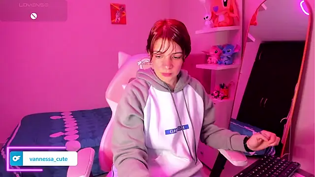 Vannessa  Shy online show from February 13, 4:51 pm