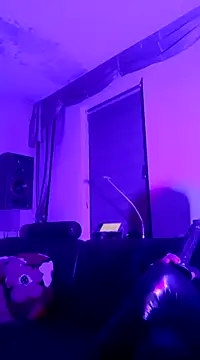 Crystalbitchx online show from March 7, 11:38 pm