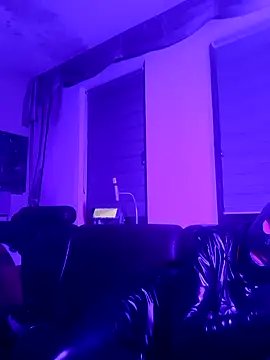 Crystalbitchx online show from December 6, 12:40 am