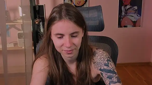 Snapshot of _AnnaStark_ chatting on November 15, 8:35 pm AnnaStark online show from November 15, 8:35 pm