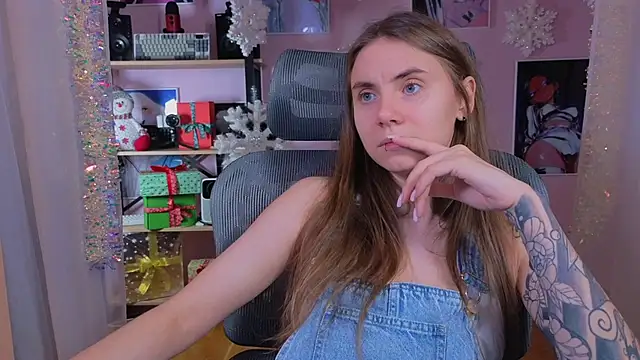  AnnaStark  online show from December 17, 8:47 pm