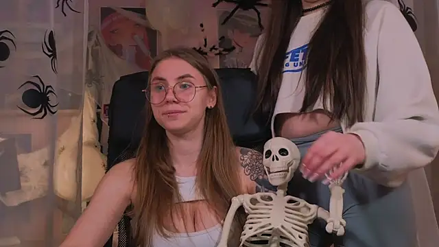 Snapshot of _AnnaStark_ chatting on October 31, 8:16 pm AnnaStark online show from October 31, 8:16 pm