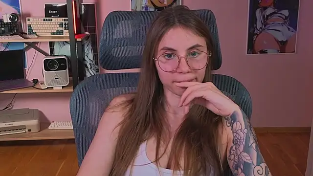  AnnaStark  online show from March 7, 8:25 pm